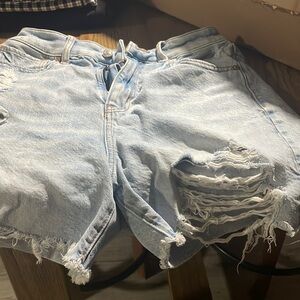 Short jeans